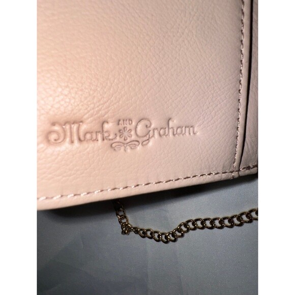 Mark & Graham Square Crossbody wallet green and black - Picture 3 of 7